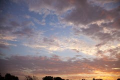 Beautiful sunset sky with dramatic clouds Royalty Free Stock Photography Beautiful sunset sky with dramatic clouds Royalty Free Stock Photography