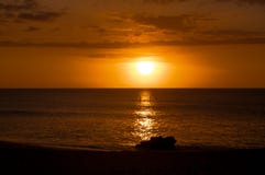 Beautiful tropical sunset at Kaanapali Beach in Maui Hawaii Royalty Free Stock Photography Beautiful tropical sunset at Kaanapali Beach in Maui Hawaii Royalty Free Stock Photography