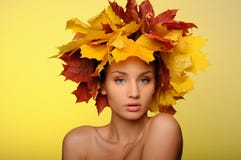 https://thumbs.dreamstime.com/t/beautiful-woman-autumn-leaves-yellow-21717576.jpg