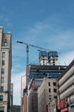 Bedeutende Bauarbeit in einer nordamerikanischen Stadt lizenzfreies stockbild Bedeutende Bauarbeit in einer nordamerikanischen Stadt lizenzfreies stockbild
