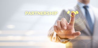 Begrepp f?r partnerskapaff?rsfinans p? sk?rmen trycka p? f?r aff?rsmanknapp royaltyfri illustrationer Begrepp f?r partnerskapaff?rsfinans p? sk?rmen trycka p? f?r aff?rsmanknapp royaltyfri illustrationer