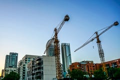 Beirut Common Multi Level Apartment Cranes 02 royalty free stock photo Beirut Common Multi Level Apartment Cranes 02 royalty free stock photo