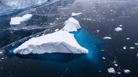 Belle vue des icebergs en Antarctique images stock Belle vue des icebergs en Antarctique images stock