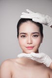 Bellezza facciale Bella donna prima dell'operazione della chirurgia plastica fotografia stock Bellezza facciale Bella donna prima dell'operazione della chirurgia plastica fotografia stock