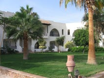 Bello hotel Arabical del cielo fotografia stock libera da diritti Bello hotel Arabical del cielo fotografia stock libera da diritti