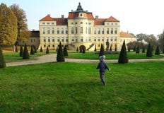 Bello palazzo in Rogalin, Polonia fotografie stock Bello palazzo in Rogalin, Polonia fotografie stock