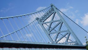 Benjamin Franklin Bridge in Philadelphia royalty-vrije stock afbeeldingen Benjamin Franklin Bridge in Philadelphia royalty-vrije stock afbeeldingen