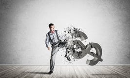 Bepaalde bankiersmens in leeg concreet fig. van de ruimte brekend dollar Stock Foto Bepaalde bankiersmens in leeg concreet fig. van de ruimte brekend dollar Stock Foto
