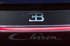 Berlino, Berlino/Germania - 22 12 18: fine dell'automobile di bugatti su dentro a Berlino Germania immagine stock Berlino, Berlino/Germania - 22 12 18: fine dell'automobile di bugatti su dentro a Berlino Germania immagine stock