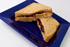 Beurre d'arachide et sandwich à gelée image libre de droits Beurre d'arachide et sandwich à gelée image libre de droits