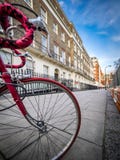 Bicicleta vermelha foto de stock Bicicleta vermelha foto de stock