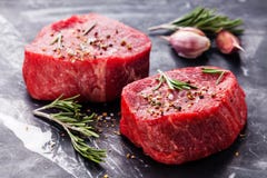 Bife marmoreado fresco cru da carne imagens de stock Bife marmoreado fresco cru da carne imagens de stock