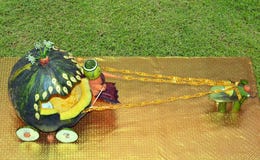 Biga fatta dalla verdura, zucca, carote - è handcraft dell'India fotografie stock libere da diritti Biga fatta dalla verdura, zucca, carote - è handcraft dell'India fotografie stock libere da diritti