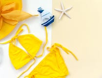 Bikini de maillot de bain de femme de mode d'été Mer tropicale Vue supérieure peu commune Photographie stock Bikini de maillot de bain de femme de mode d'été Mer tropicale Vue supérieure peu commune Photographie stock