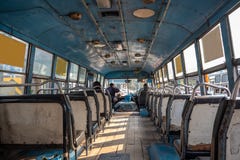 Binnen van Aziatische bus met lege zetels stock foto Binnen van Aziatische bus met lege zetels stock foto