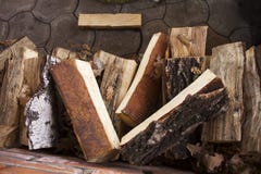 Birch log in a log. Logs for kindling in the fireplace or stove. royalty free stock images Birch log in a log. Logs for kindling in the fireplace or stove. royalty free stock images