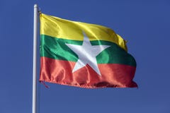 Nueva bandera nacional de Myanmar (Birmania) Imagen de archivo Nueva bandera nacional de Myanmar (Birmania) Imagen de archivo