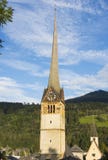Bischofshofen, Pongau, terra di Salzburger, Austria, campanile austriaco tipico fotografia stock libera da diritti Bischofshofen, Pongau, terra di Salzburger, Austria, campanile austriaco tipico fotografia stock libera da diritti