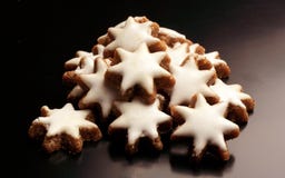 Biscuits de gingembre de Noël image stock Biscuits de gingembre de Noël image stock