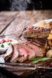 Bistecca di manzo deliziosa immagini stock Bistecca di manzo deliziosa immagini stock