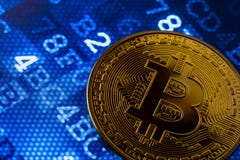 Bitcoin sur le diagramme images stock Bitcoin sur le diagramme images stock