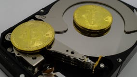 Bitcoins na ciężkiej przejażdżce obrazy royalty free Bitcoins na ciężkiej przejażdżce obrazy royalty free