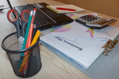 Biznesu finanse, podatek, księgowość, statystyki i analityczny badawczy pojęcie, Fotografia Stock Biznesu finanse, podatek, księgowość, statystyki i analityczny badawczy pojęcie, Fotografia Stock