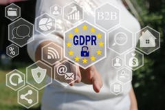 Bizneswoman wybiera GDPR na dotyka ekranie Ogólnych dane ochrony przepisu pojęcie zdjęcia royalty free Bizneswoman wybiera GDPR na dotyka ekranie Ogólnych dane ochrony przepisu pojęcie zdjęcia royalty free