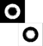 Black and white rings in grunge style royalty free illustration Black and white rings in grunge style royalty free illustration