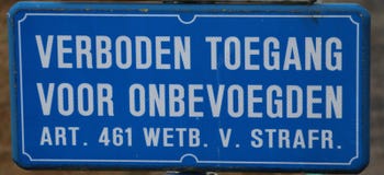 Blauw teken dat Geen toelating voor onbevoegde personss royalty-vrije stock afbeelding Blauw teken dat Geen toelating voor onbevoegde personss royalty-vrije stock afbeelding