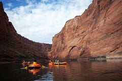 Bloco que transporta Glen Canyon, o Arizona imagem de stock Bloco que transporta Glen Canyon, o Arizona imagem de stock