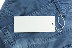 Blue Jeans führen mit weißem leerem Umbau, Abschluss oben einzeln auf lizenzfreies stockbild Blue Jeans führen mit weißem leerem Umbau, Abschluss oben einzeln auf lizenzfreies stockbild