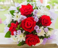 Blumenstrauß von roten Rosen stockfoto Blumenstrauß von roten Rosen stockfoto