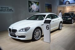BMW 6 Coupe Gran серии Белый цвет Блеск салона автомобиля Москвы международный Стоковые Изображения RF BMW 6 Coupe Gran серии Белый цвет Блеск салона автомобиля Москвы международный Стоковые Изображения RF