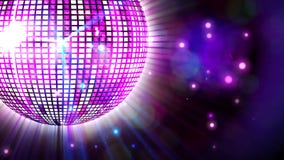 Bola de discoteca púrpura brillante que hace girar alrededor libre illustration Bola de discoteca púrpura brillante que hace girar alrededor libre illustration