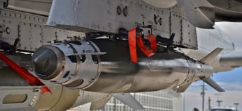 Bomba astuta dell'aeronautica JDAM immagine stock libera da diritti Bomba astuta dell'aeronautica JDAM immagine stock libera da diritti