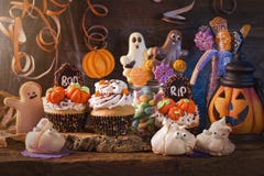 Bonbons pour la partie de Halloween photo stock Bonbons pour la partie de Halloween photo stock