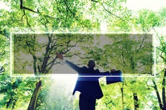 Bonheur vert Forest Freedom Concept de réussite commerciale illustration libre de droits Bonheur vert Forest Freedom Concept de réussite commerciale illustration libre de droits