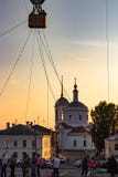 Borovsk, Russia - 18 agosto 2018: Lancio di un pallone nella centrale fotografia stock libera da diritti Borovsk, Russia - 18 agosto 2018: Lancio di un pallone nella centrale fotografia stock libera da diritti