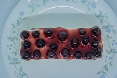 Bosbessen botercake, snacksvoedsel voor onderbrekingen tijdens het werk of na maaltijd royalty-vrije stock fotografie Bosbessen botercake, snacksvoedsel voor onderbrekingen tijdens het werk of na maaltijd royalty-vrije stock fotografie