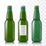 Botella verde con gotas del agua stock de ilustración Botella verde con gotas del agua stock de ilustración
