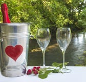 Valentine`s day or romantic dinner concept/bottle of champagne i royalty free stock images Valentine`s day or romantic dinner concept/bottle of champagne i royalty free stock images