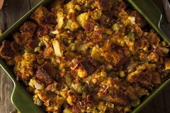 Bourrage fait maison traditionnel de Cornbread image stock Bourrage fait maison traditionnel de Cornbread image stock