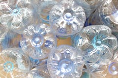 Bouteilles en plastique image libre de droits Bouteilles en plastique image libre de droits