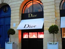 Boutique Vendome en place de Dior photographie stock Boutique Vendome en place de Dior photographie stock