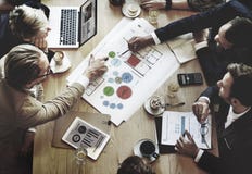 'brainstorming' συνεδρίασης της ομάδας που προγραμματίζει αναλύοντας την έννοια στοκ φωτογραφία με δικαίωμα ελεύθερης χρήσης 'brainstorming' συνεδρίασης της ομάδας που προγραμματίζει αναλύοντας την έννοια στοκ φωτογραφία με δικαίωμα ελεύθερης χρήσης