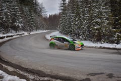 BRASOV, РУМЫНИЯ - 26-ое марта: Неизвестные пилоты состязаясь в Tess вновь собираются Brasov 2016 Стоковые Фотографии RF BRASOV, РУМЫНИЯ - 26-ое марта: Неизвестные пилоты состязаясь в Tess вновь собираются Brasov 2016 Стоковые Фотографии RF
