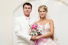 https://thumbs.dreamstime.com/t/bride-groom-pink-dress-white-suit-32933722.jpg