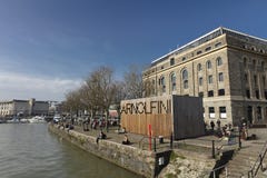 Bristol, Kingdrom unido, el 23 de febrero de 2019, centro de Arnolfini para los artes contemporáneos en Bristol imagen de archivo Bristol, Kingdrom unido, el 23 de febrero de 2019, centro de Arnolfini para los artes contemporáneos en Bristol imagen de archivo