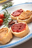 Bruschetta casalingo fotografia stock Bruschetta casalingo fotografia stock